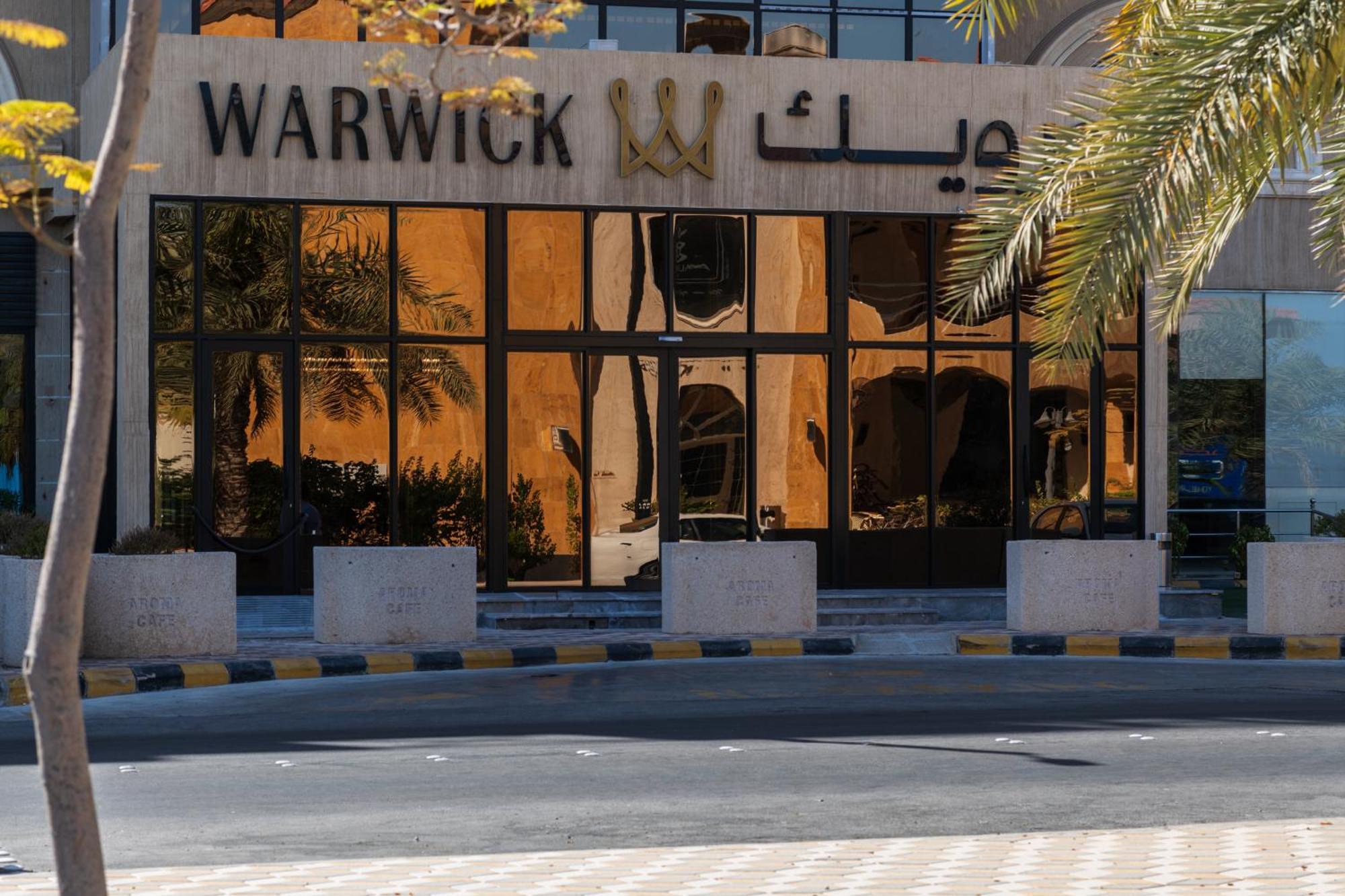 Warwick Al Jubail Hotel Exteriér fotografie