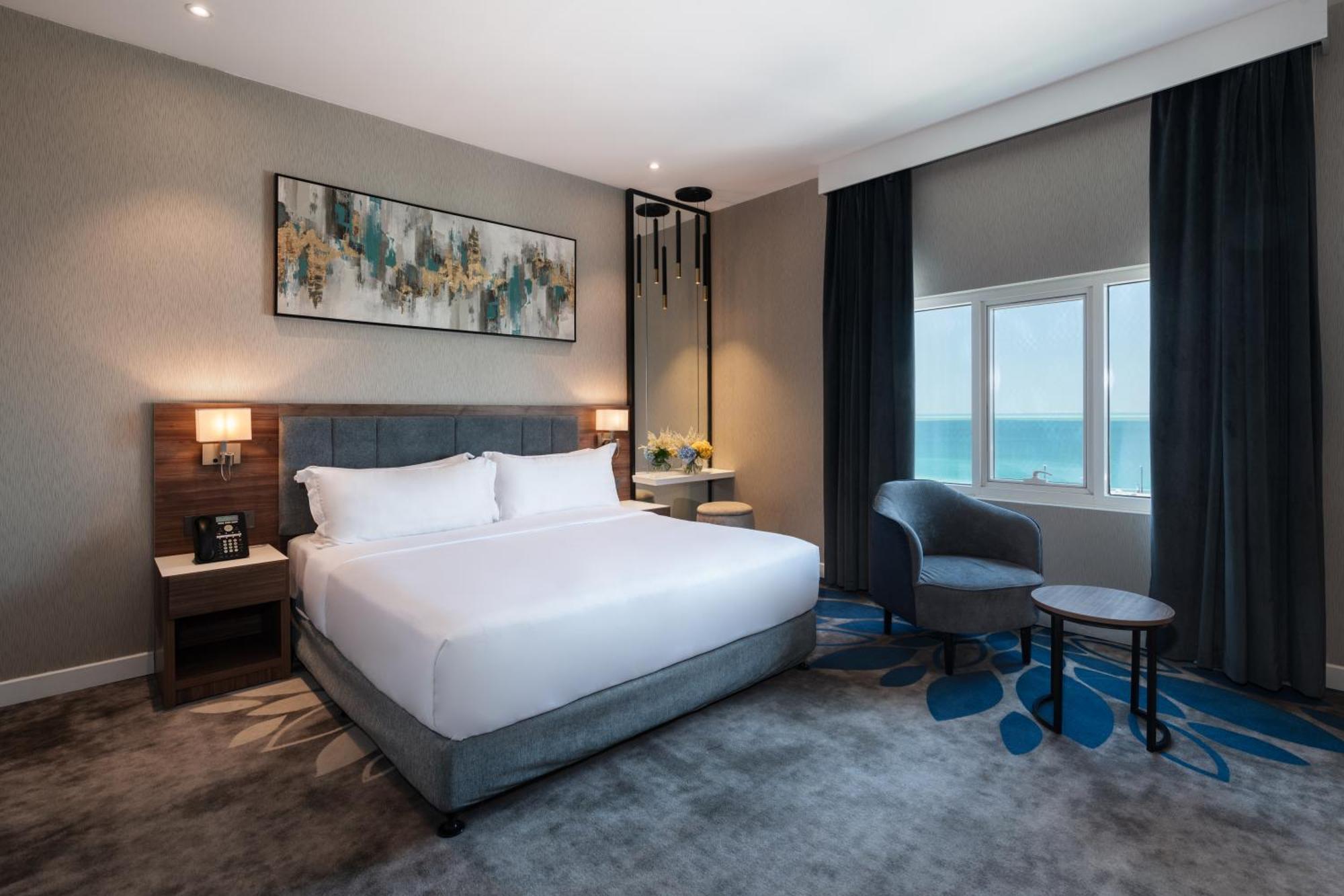 Warwick Al Jubail Hotel Exteriér fotografie